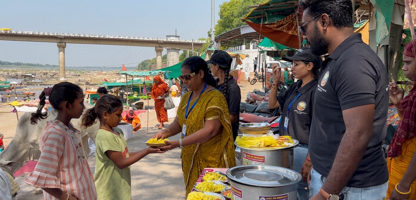 Food Distribution at Narmada Ghat 3